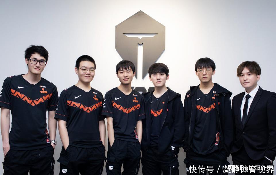 现出了他优 现出了他优