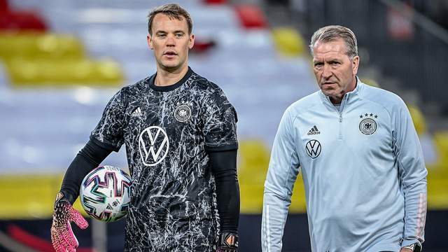 力和敏捷的 力和敏捷的