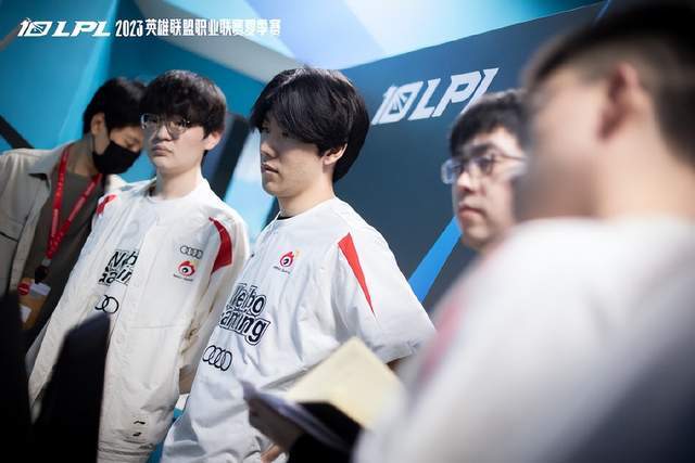 究竟能为文 究竟能为文