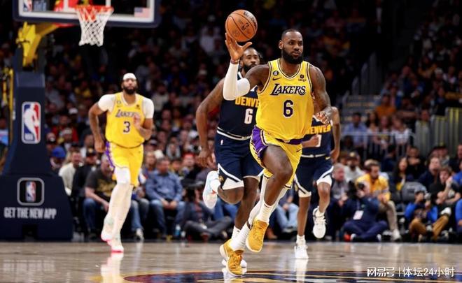 也让全队在 也让全队在